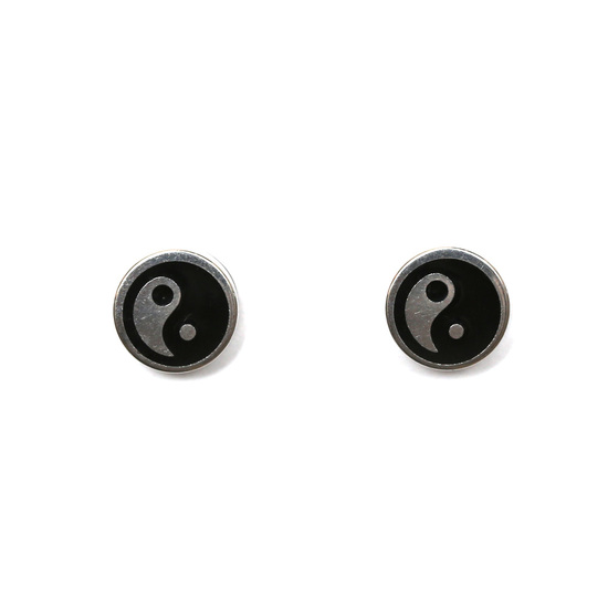 Mens 316L Stainless steel stud magnetic clip-on earrings, 8 mm silver and black yin yang, sold as a pair