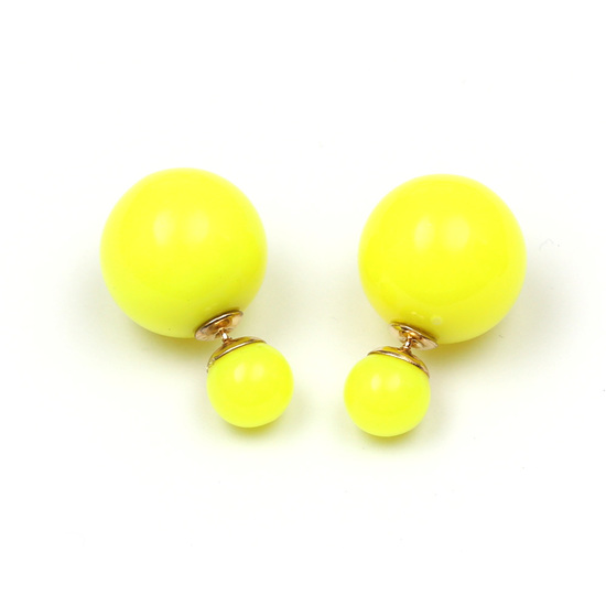 Gelbe Perlen aus Kunstharz
