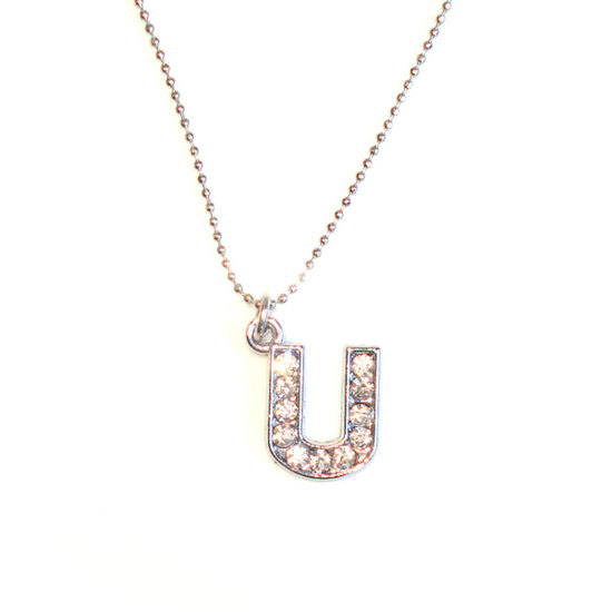 Initial "U" pendant necklace