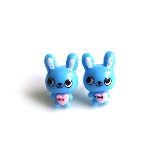 Blue big eyed bunny stud earrings